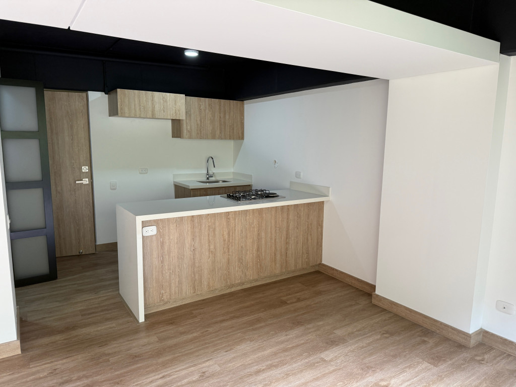 Apartamento en arriendo, código 2655