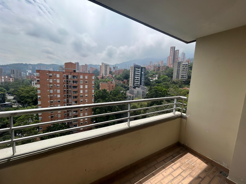 Apartamento en arriendo, código 2663