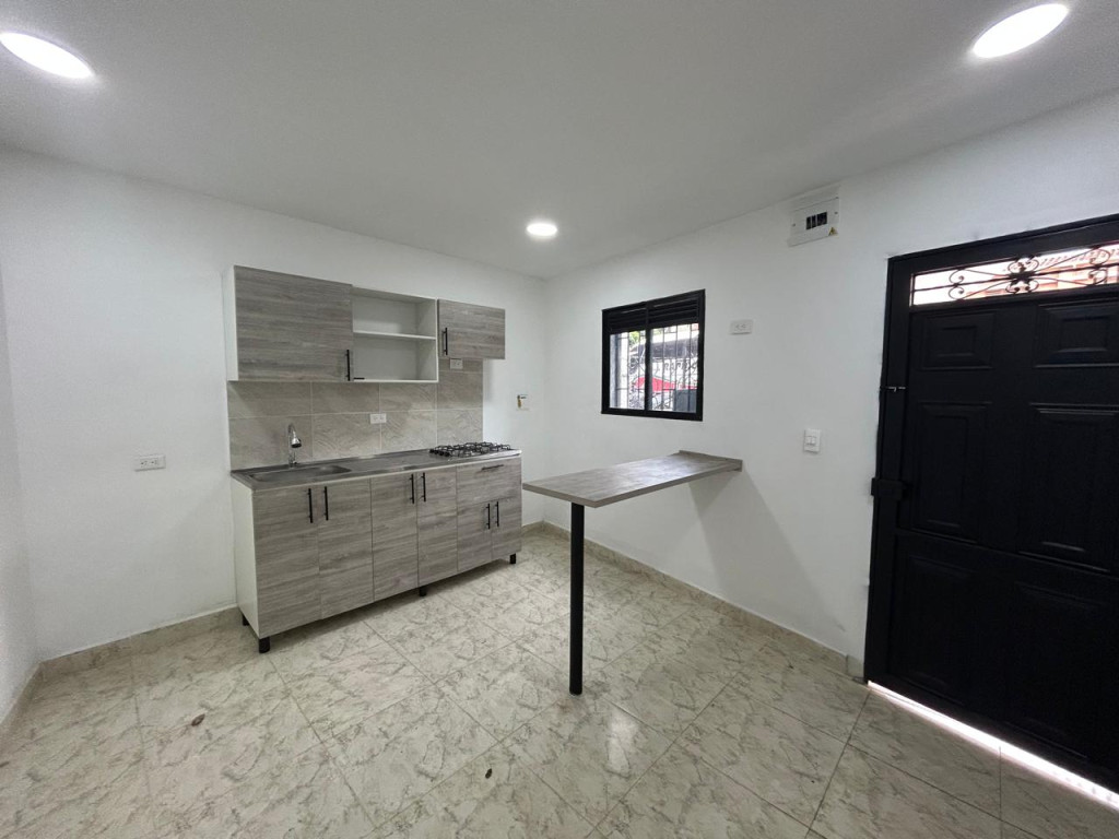 Apartamento en arriendo/venta, código 2681
