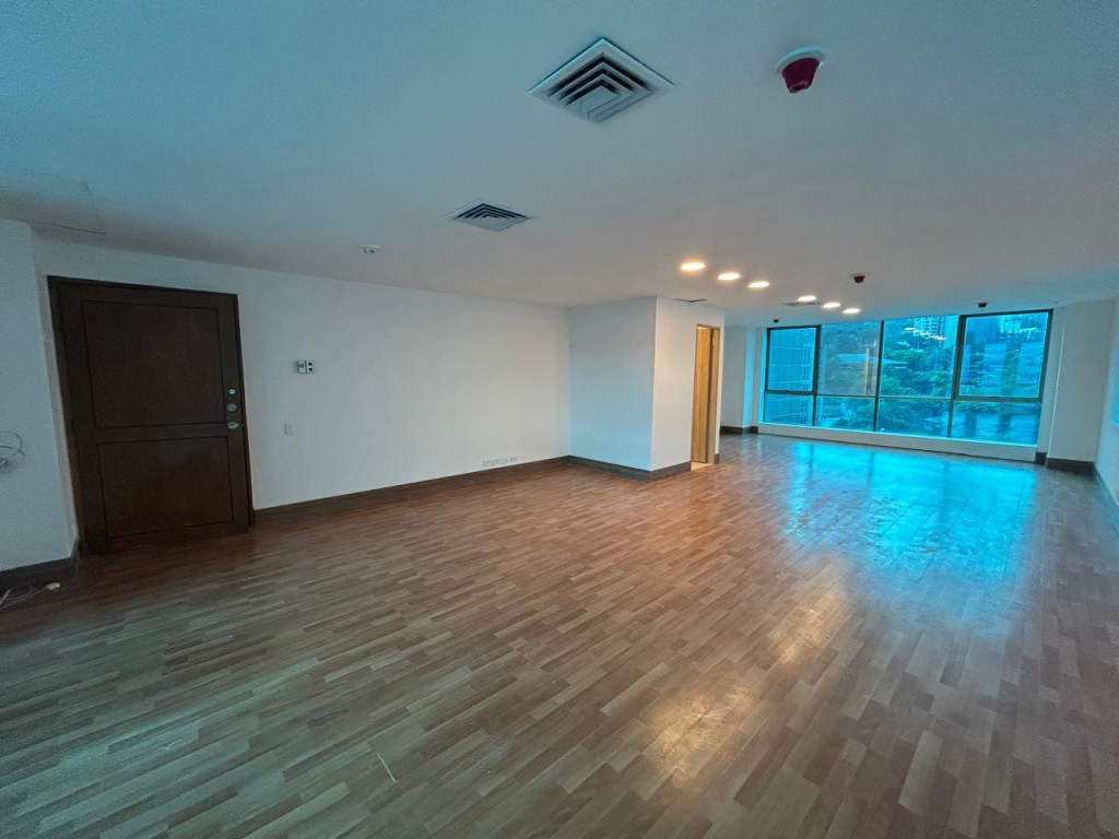 Oficina en arriendo, código 2738