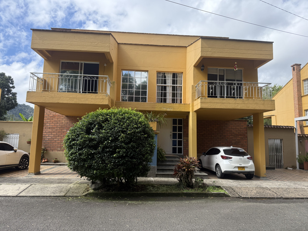 Casa en venta, código 2789