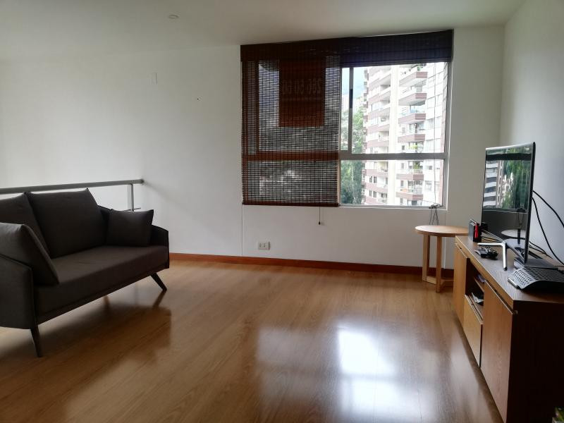 Apartamento en arriendo, código 2824