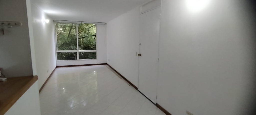 Apartamento en arriendo, código 2859