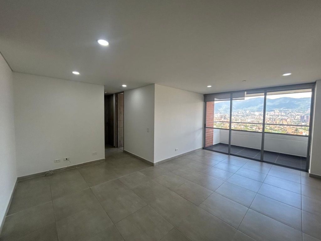 Apartamento en arriendo, código 2884