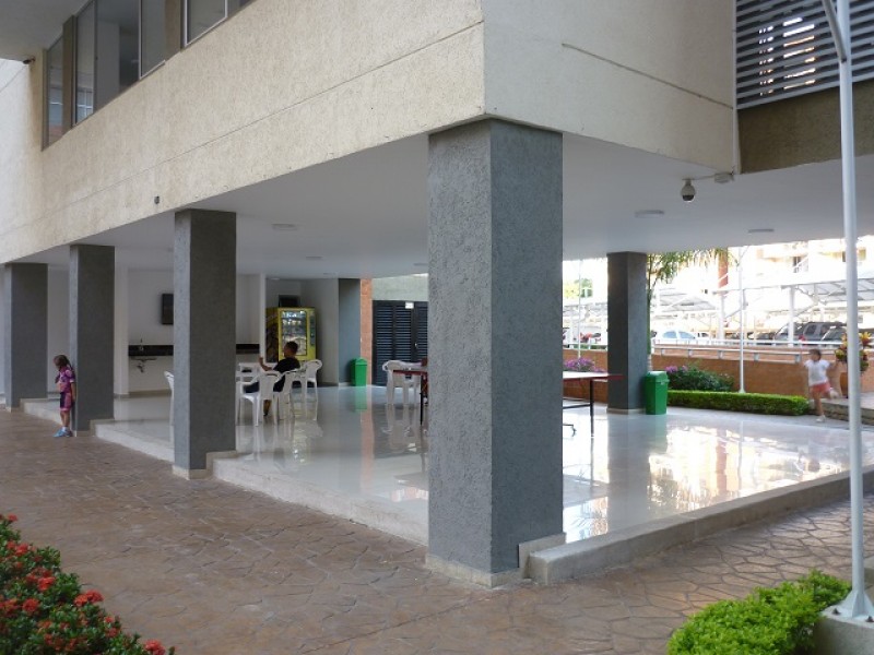 Apartamento en Arriendo en Ciudad jardin, Cali - Bienco