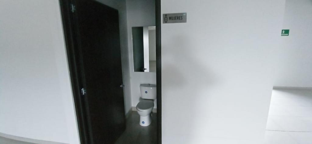 immovableImage