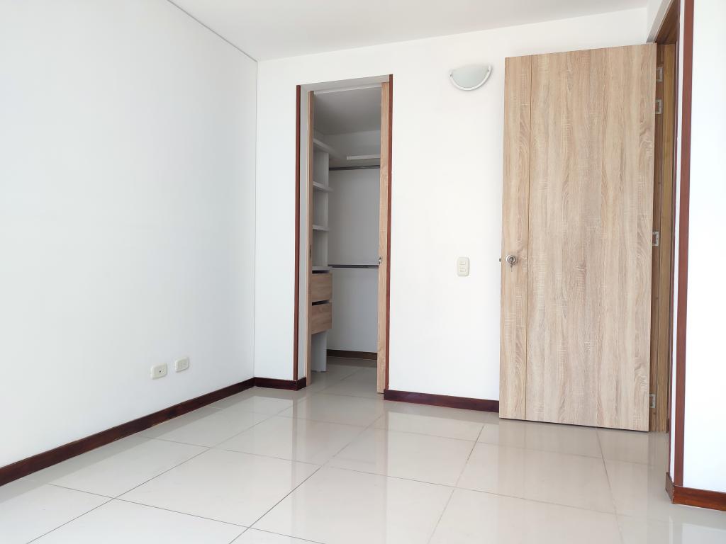 Apartamento EN VENTA EN Urbanización La Flora, código: 10372739 - 18