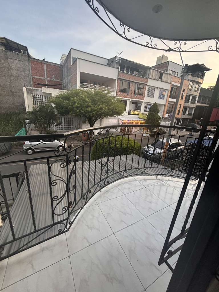 CASA Cra 98 # 42 07, Valle Del Lili, Cali