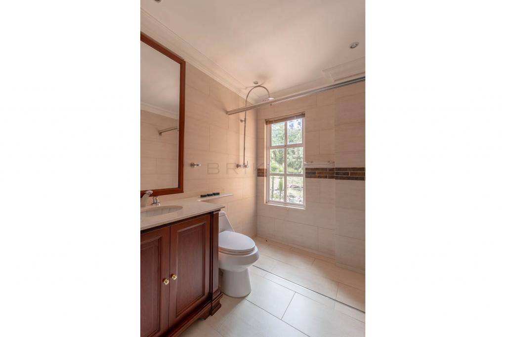 Casa EN VENTA EN Torca, código: 1099563 - 26