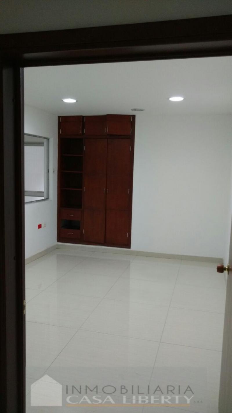 Casa EN VENTA EN Lleras Restrepo, código: 1031818 - 11