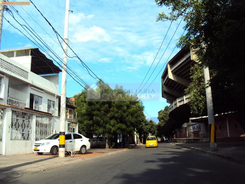 Casa EN VENTA EN Lleras Restrepo, código: 1031818 - 0