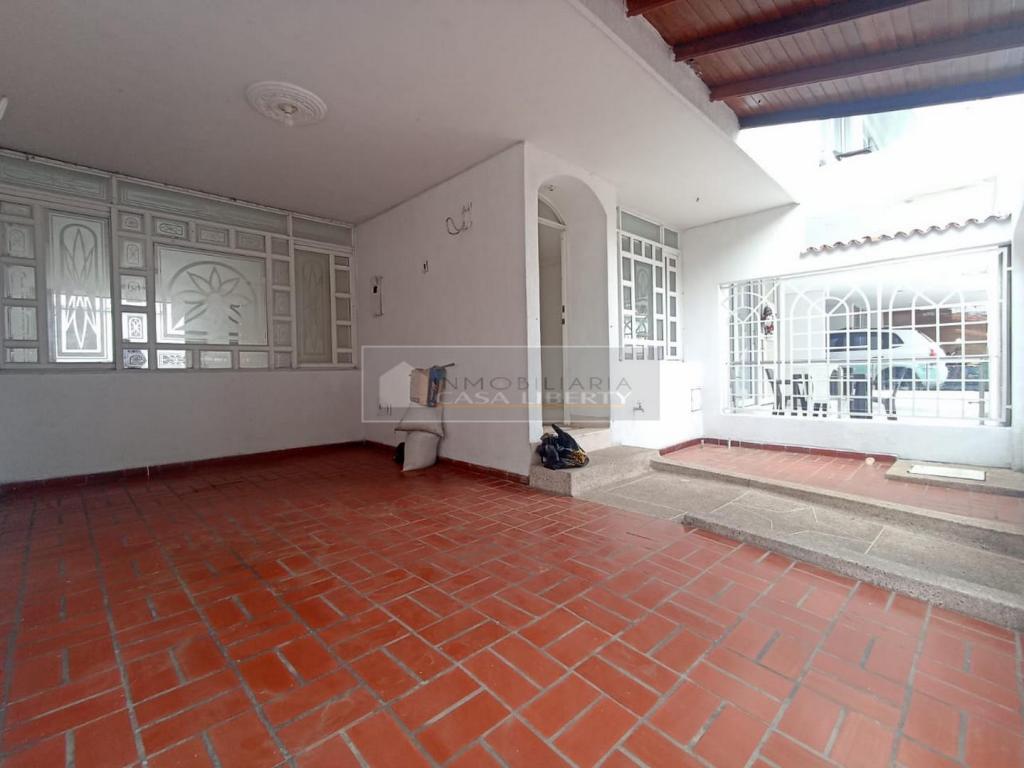 Casa EN ARRIENDO EN Av. Libertadores, Prados Club, código: 10158671 - 2