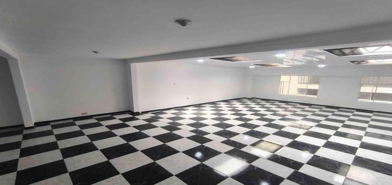 Bodega En Arriendo - Los Cerezos, Bogotá