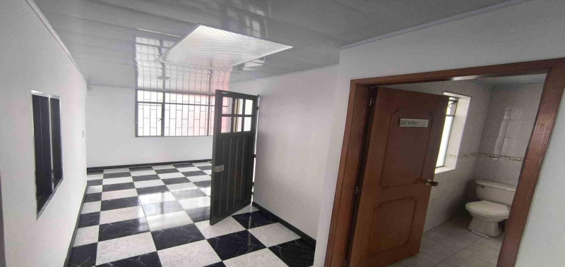 Bodega En Arriendo - Los Cerezos, Bogotá