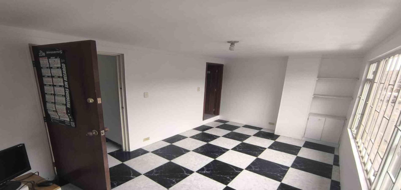 Bodega En Arriendo - Los Cerezos, Bogotá