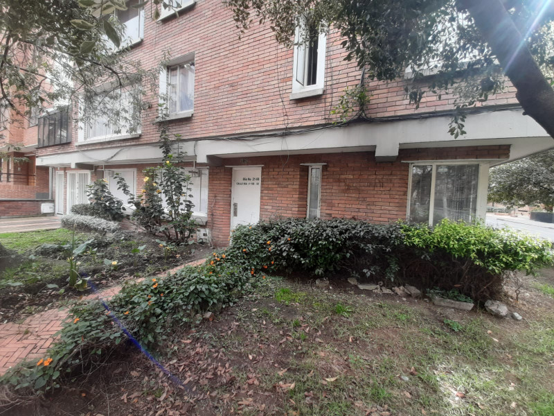 Oficina En Arriendo - Antiguo Country, Bogotá
