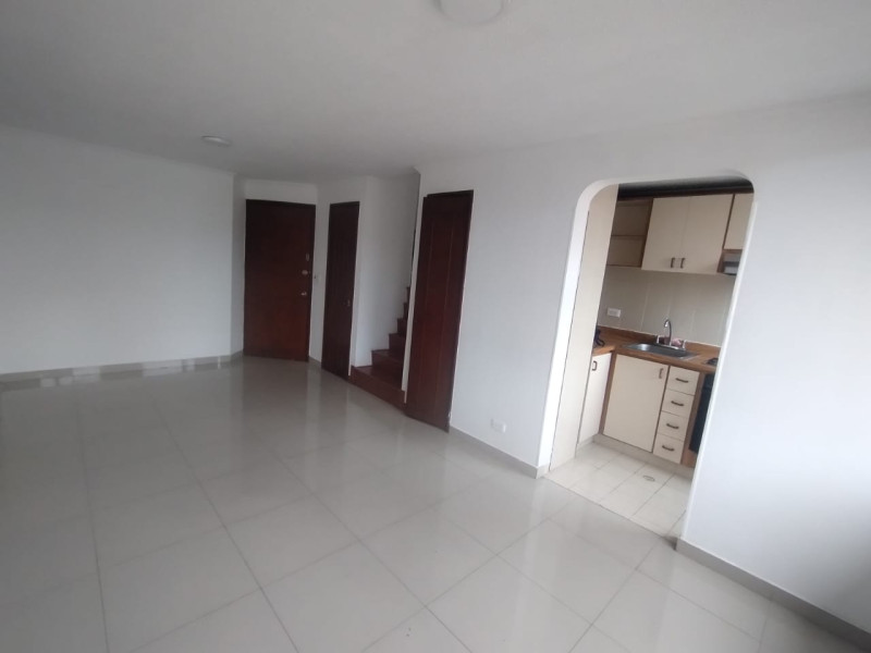 Apartamento en arriendo, código 2060