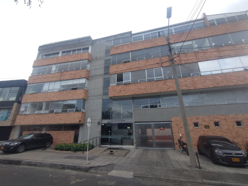 Oficina En Arriendo - Antiguo Country, Bogotá