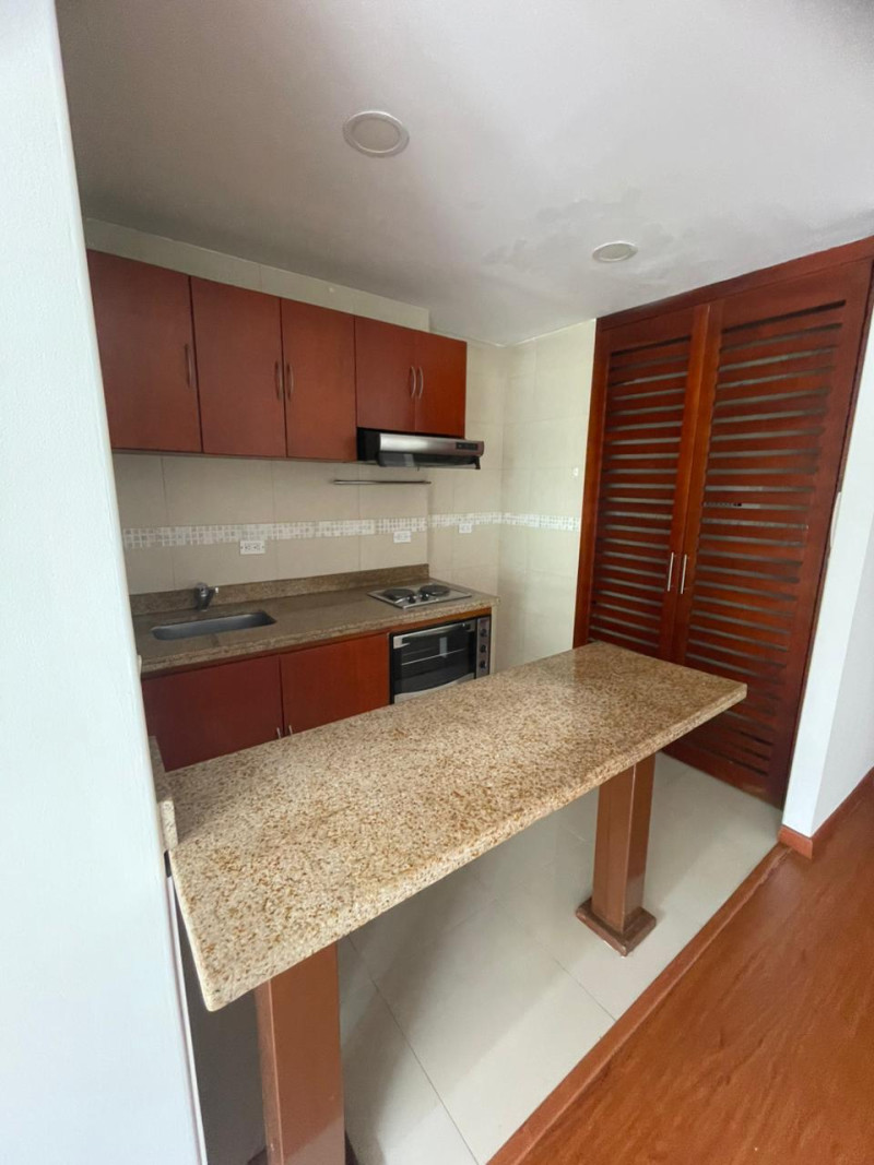 Apartaestudio En Arriendo - Rincon Del Chicó, Bogotá