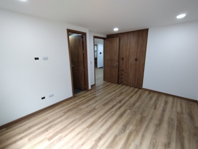 Apartamento En Venta - Parque Simón Bolívar, Bogotá