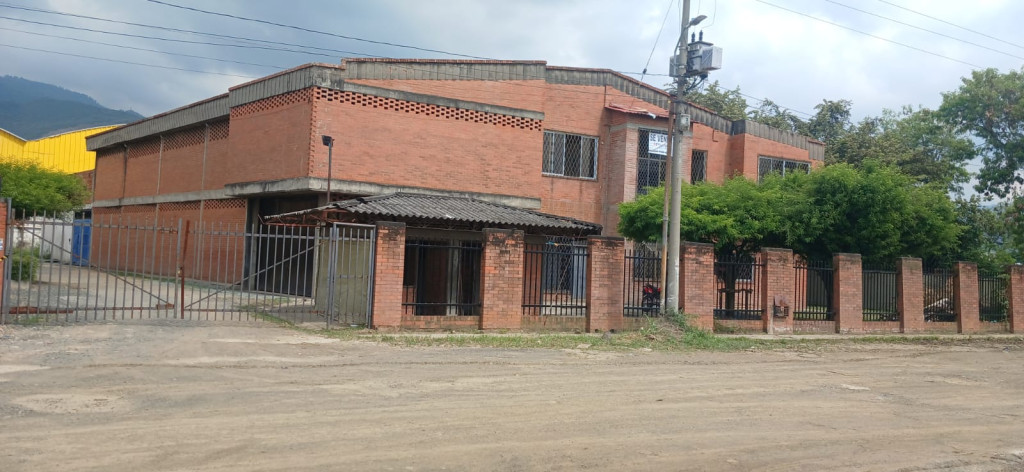 BODEGA EN VENTA EN Cali 