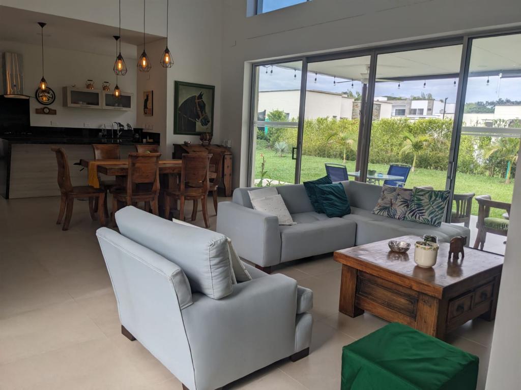 Casa-condominio EN VENTA EN Condominio Lagos de Iraka, Casas de Campo, código: 1085672 - 4