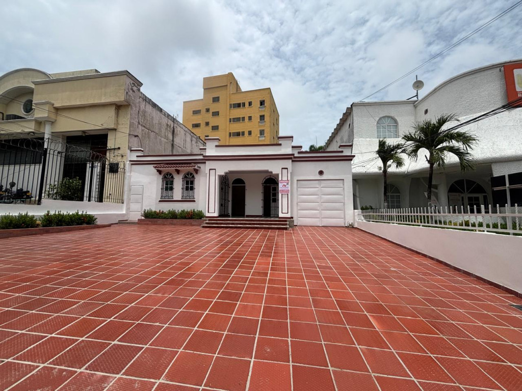 CASA Cra 54 # 66 - 68, El Prado, Barranquilla