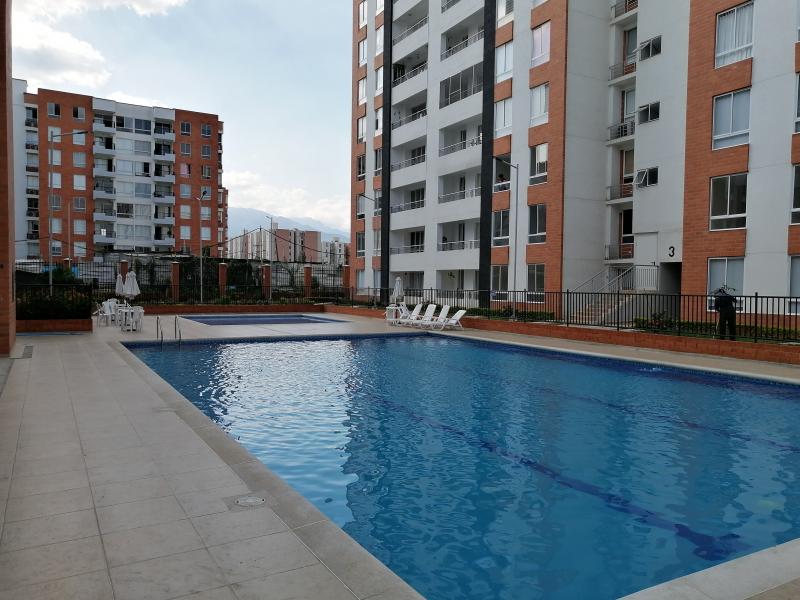 Apartamento En Arriendo - Valle Del Lili, Cali