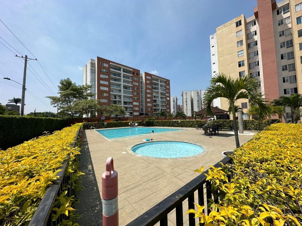 Apartamento En Arriendo - Valle Del Lili, Cali