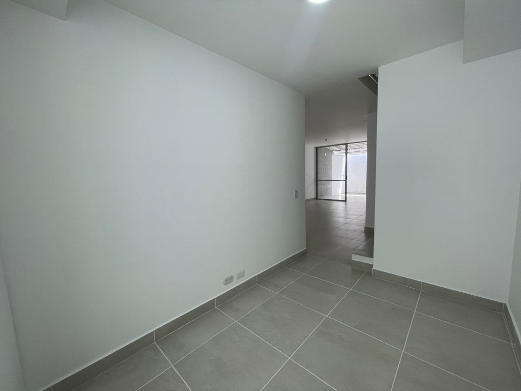 Casa Condominio En Arriendo - Ciudad Country - Jamundi, Jamundí