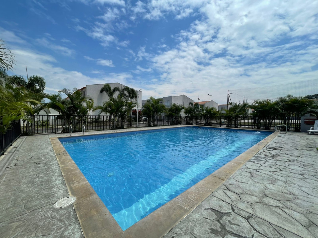 Casa Condominio En Arriendo - Ciudad Country - Jamundi, Jamundí