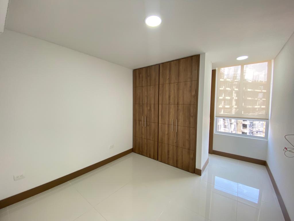 Apartamento En Venta - Ciudad Jardín, Cali