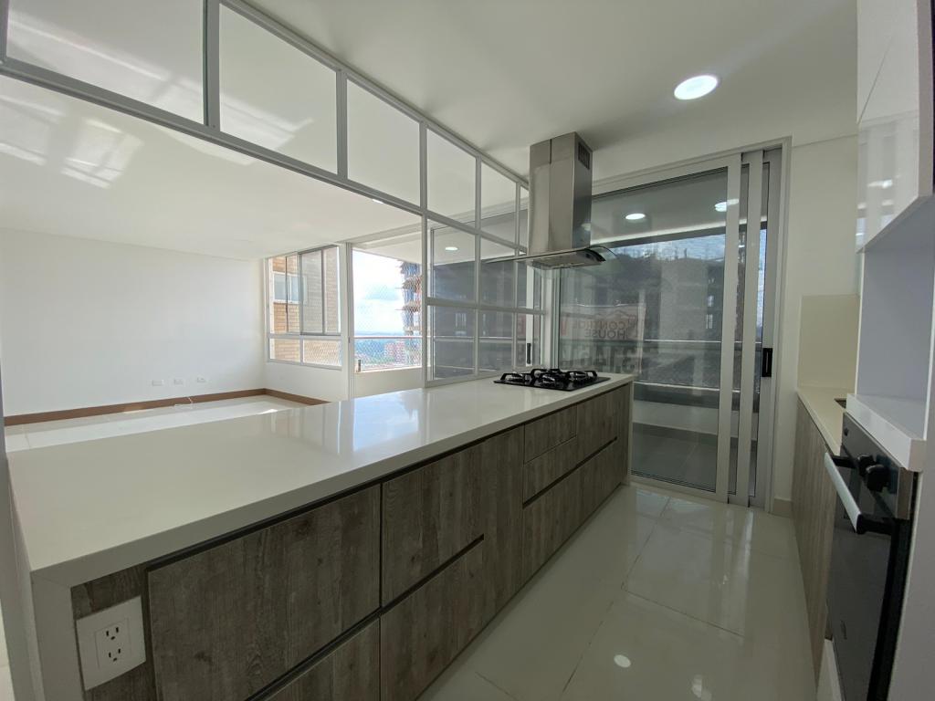 Apartamento En Venta - Ciudad Jardín, Cali