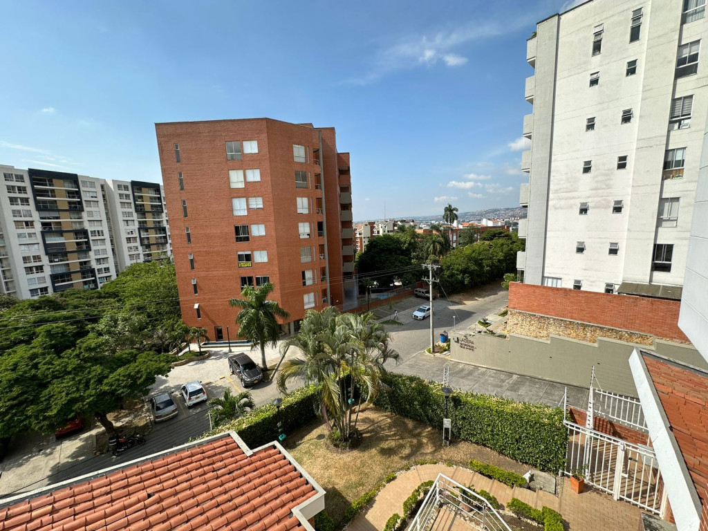 Apartamento En Venta - Cristales, Cali