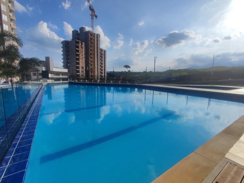 Apartamento En Arriendo - Ciudad Jardín, Cali