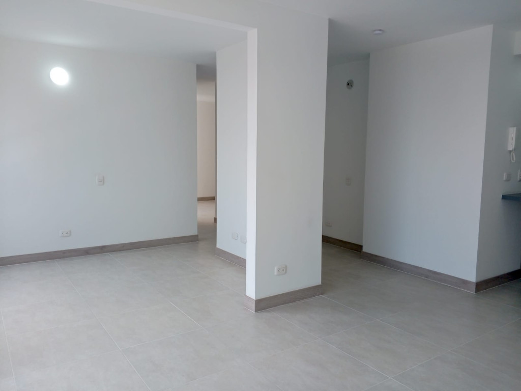 Apartamento En Arriendo - Prados Del Norte, Cali