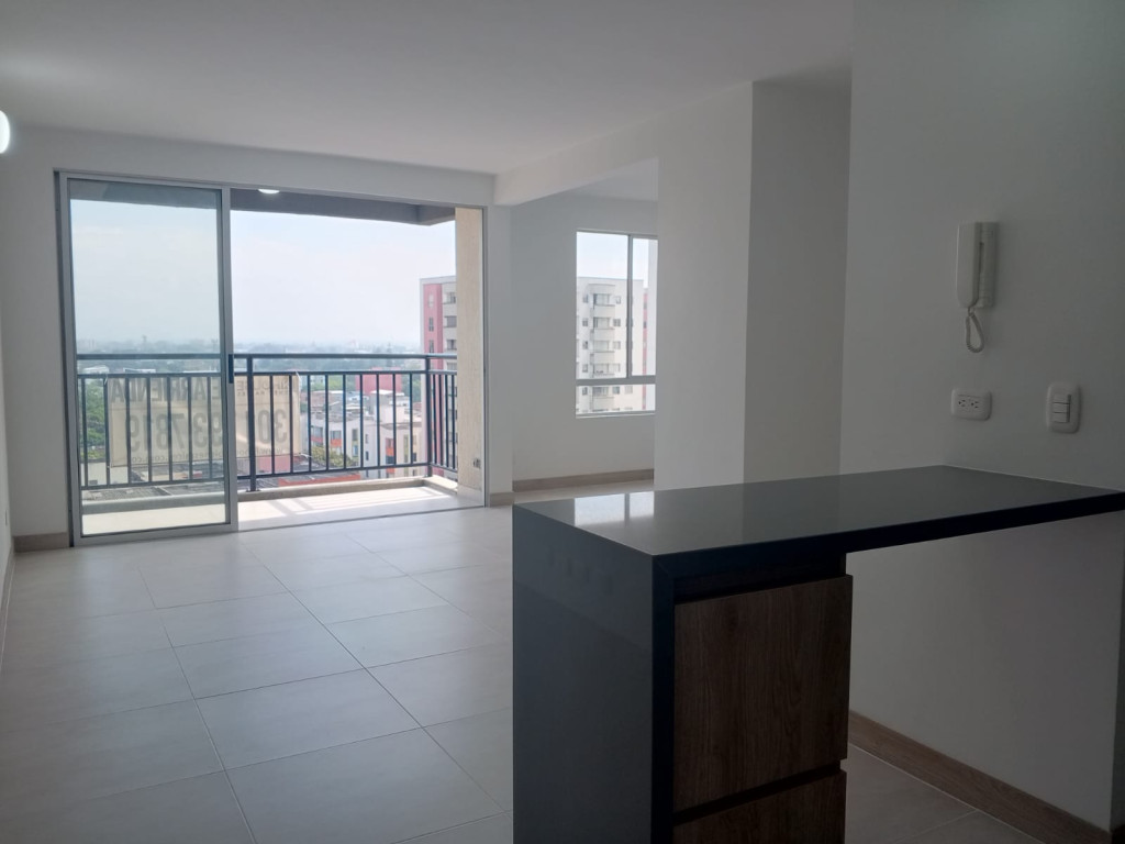 Apartamento En Arriendo - Prados Del Norte, Cali