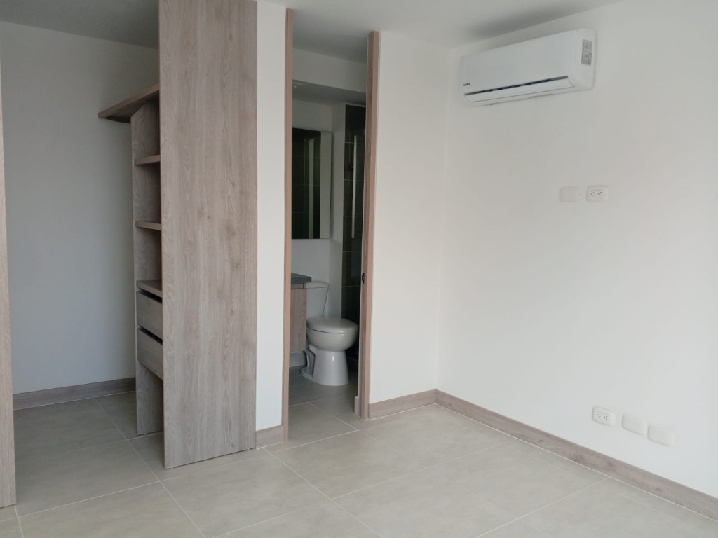 Apartamento En Arriendo - Prados Del Norte, Cali