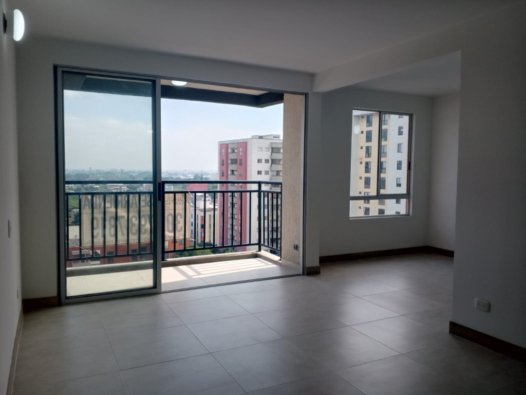 Apartamento En Arriendo - Prados Del Norte, Cali