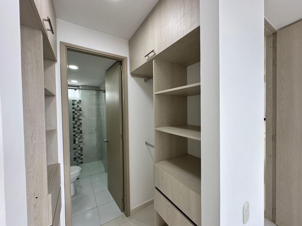 Apartamento En Arriendo - Valle Del Lili, Cali