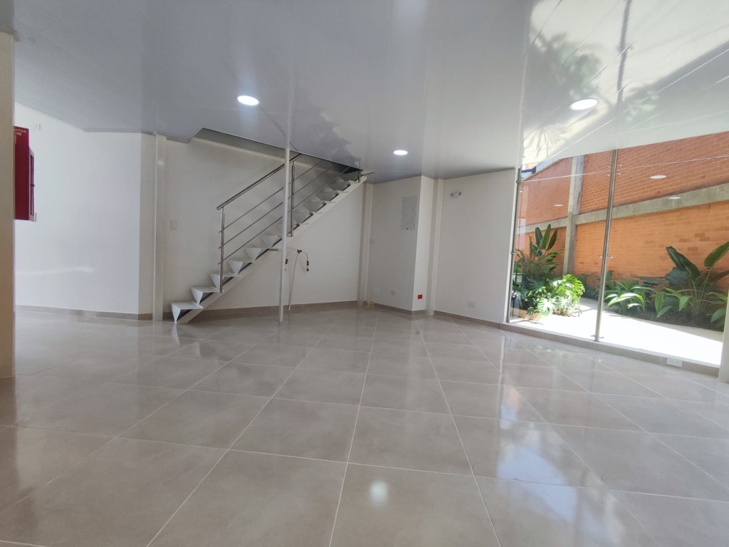 Local En Arriendo - Valle Del Lili, Cali