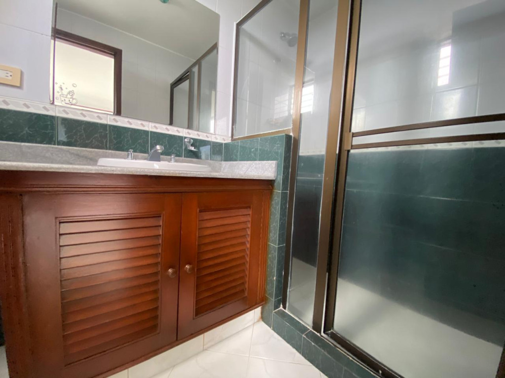 Apartamento En Venta - El Refugio, Cali