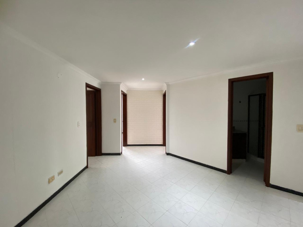Apartamento En Venta - El Refugio, Cali