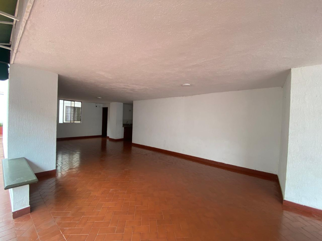 Apartamento En Venta - El Refugio, Cali