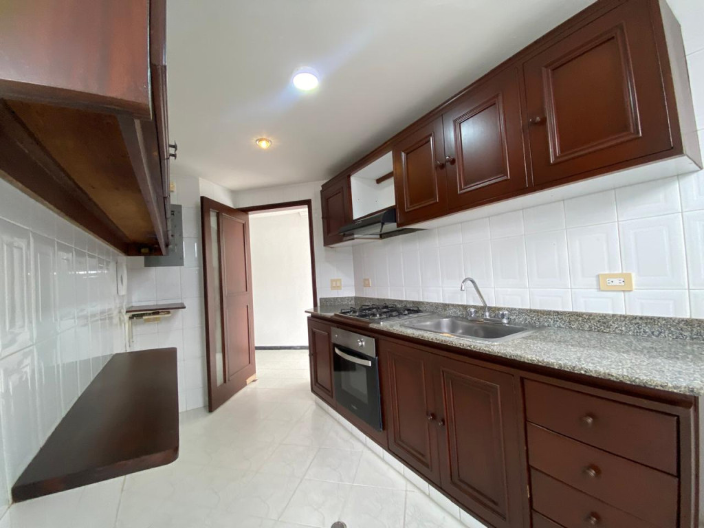 Apartamento En Venta - El Refugio, Cali