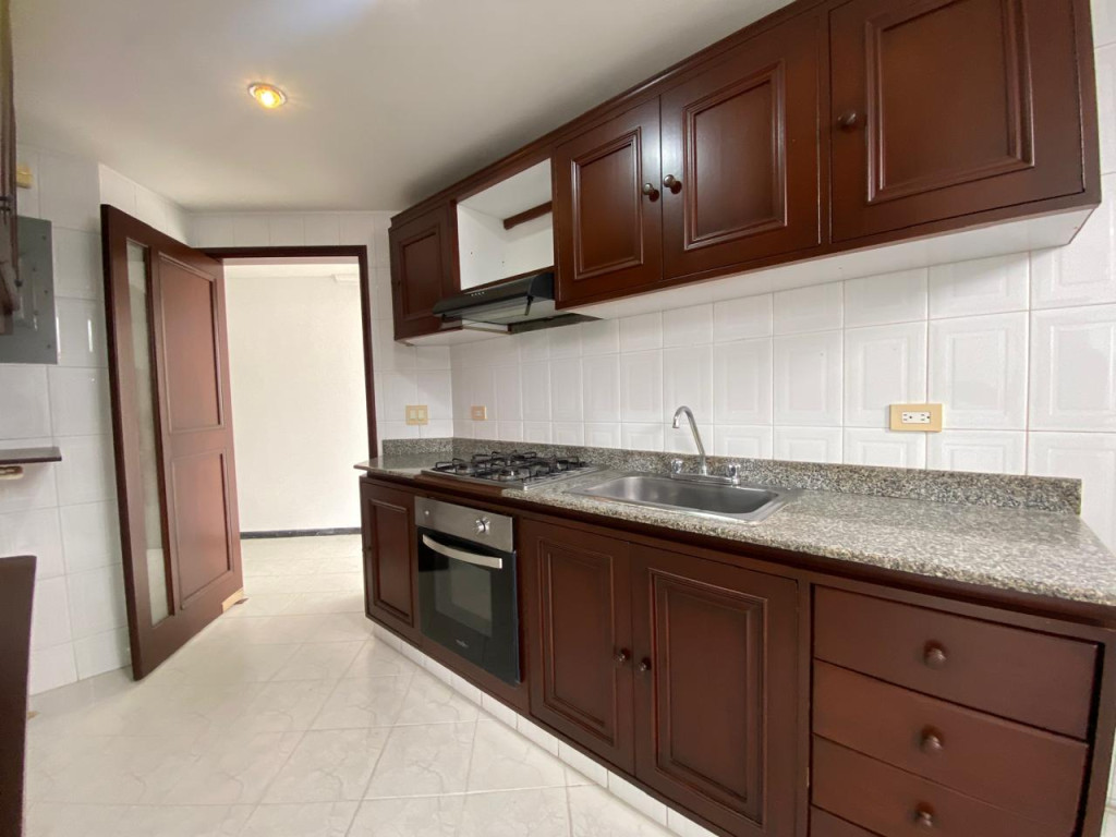 Apartamento En Venta - El Refugio, Cali