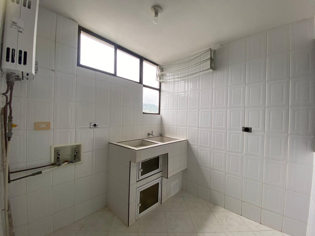 Apartamento En Venta - El Refugio, Cali