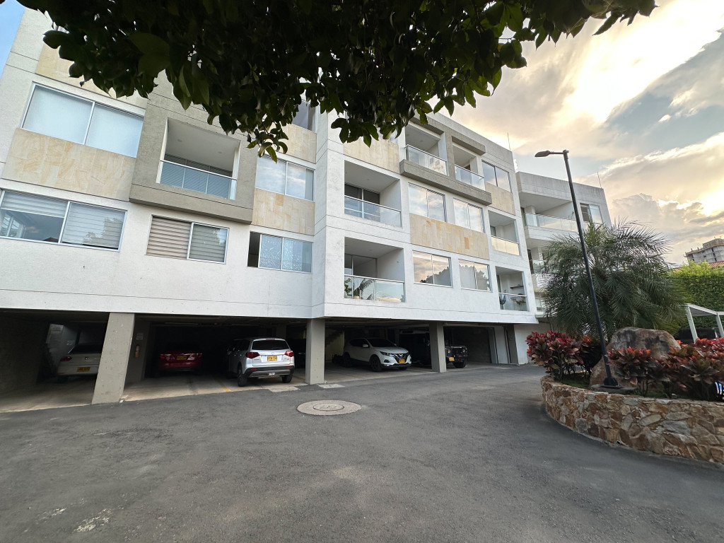 Apartamento En Venta - Pance, Cali