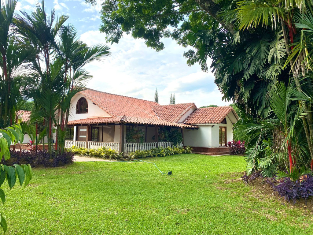 Casa Campestre En Venta - Alfaguara, Jamundí