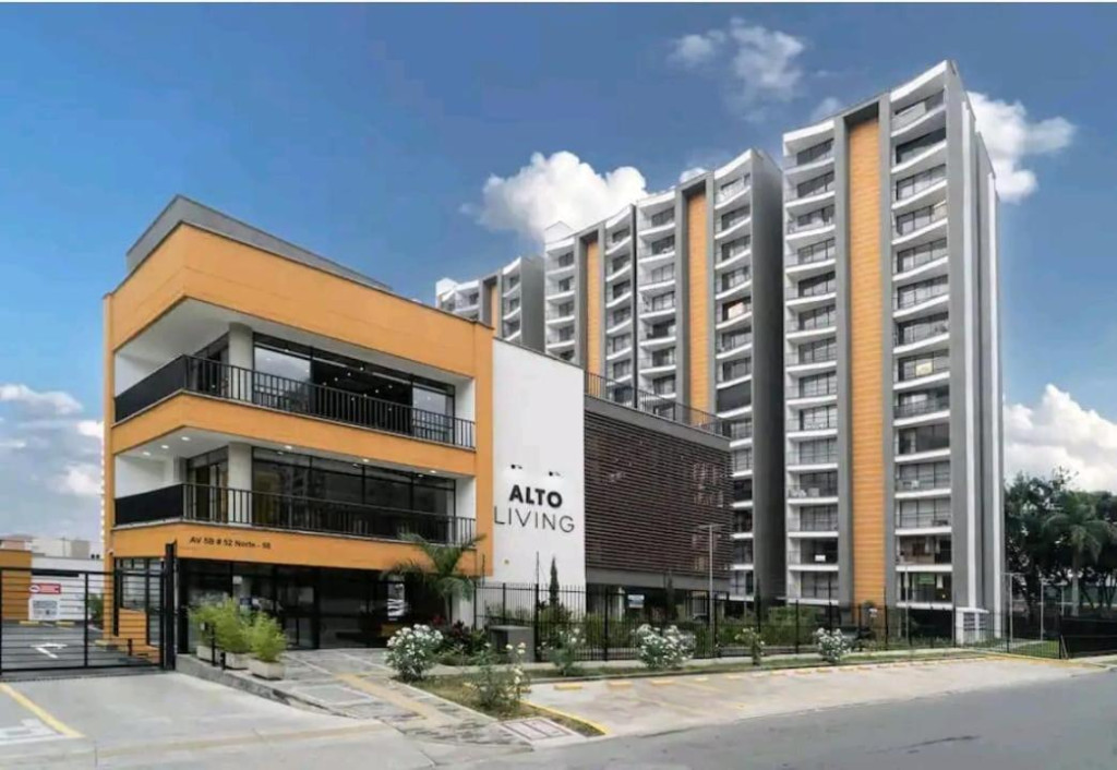 Apartamento En Venta - Urbanización La Flora, Cali